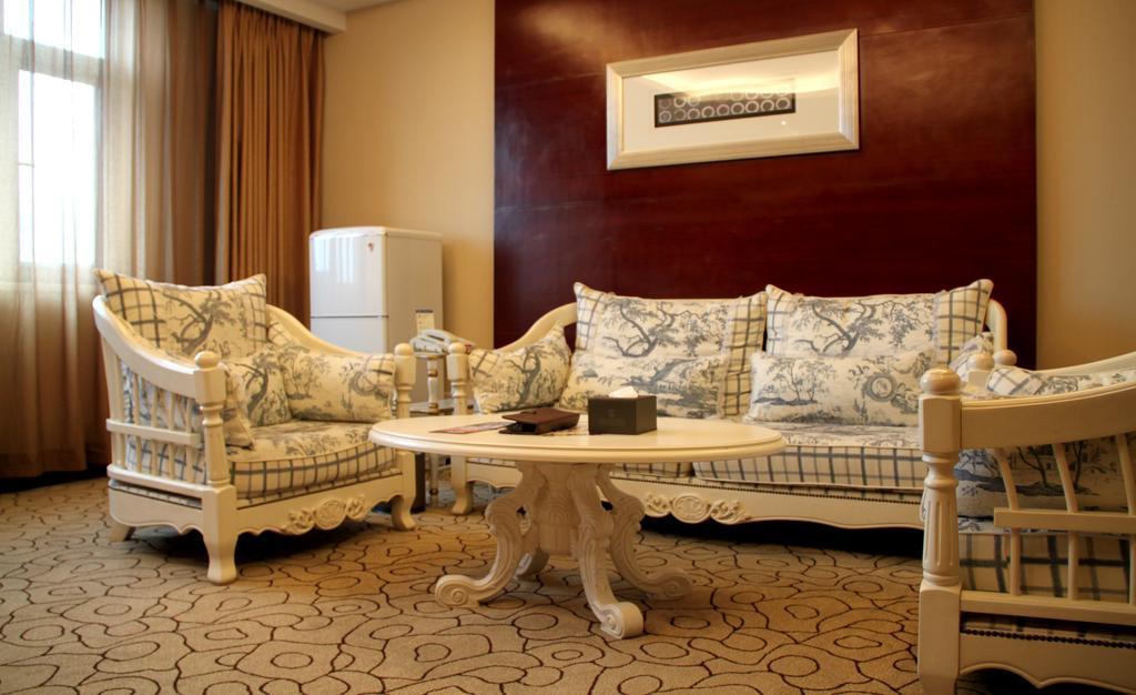 Dynasty International Hotel Kunming Habitación foto